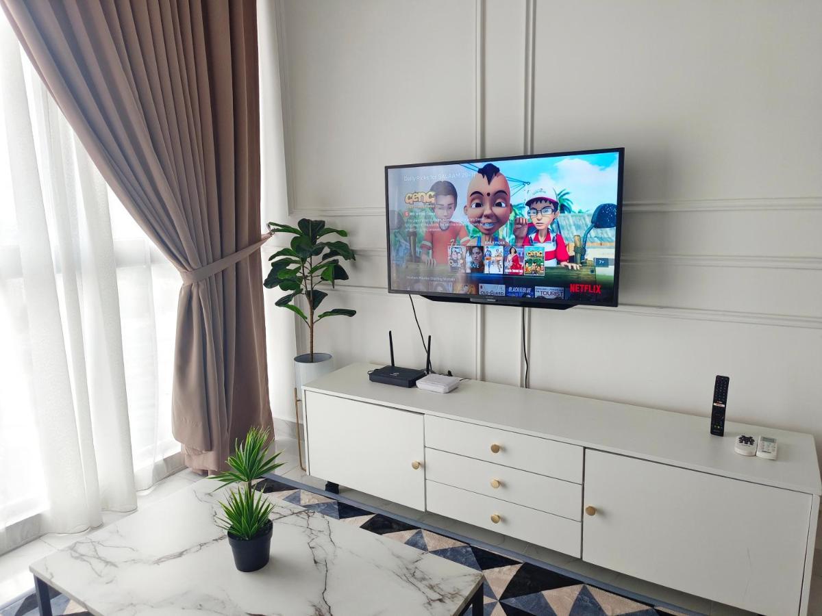 One Bedroom Troika Kota Bharu By Aghome, Modern Design Екстер'єр фото