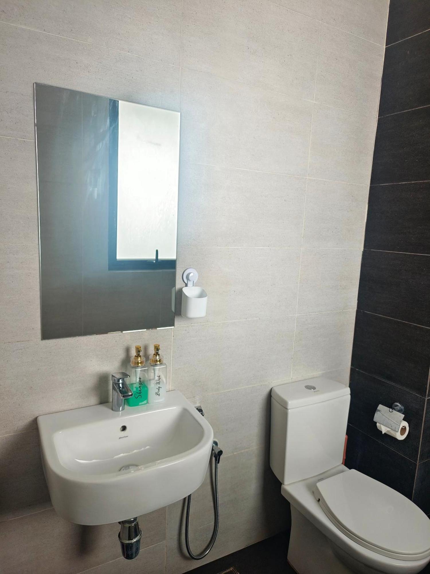 One Bedroom Troika Kota Bharu By Aghome, Modern Design Екстер'єр фото