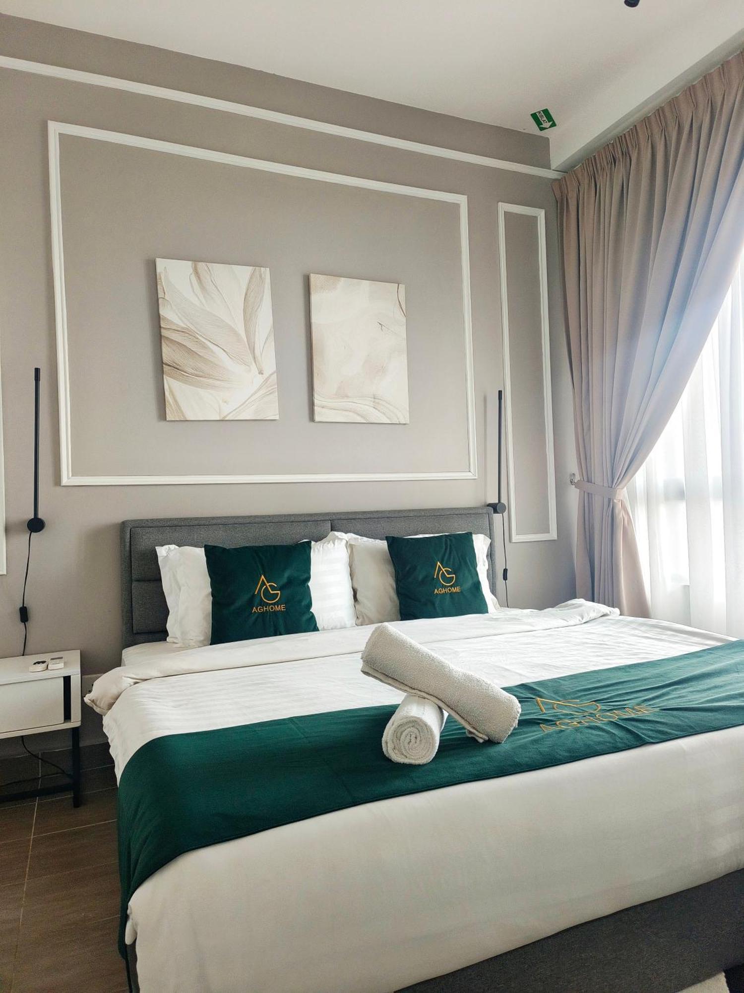 One Bedroom Troika Kota Bharu By Aghome, Modern Design Екстер'єр фото