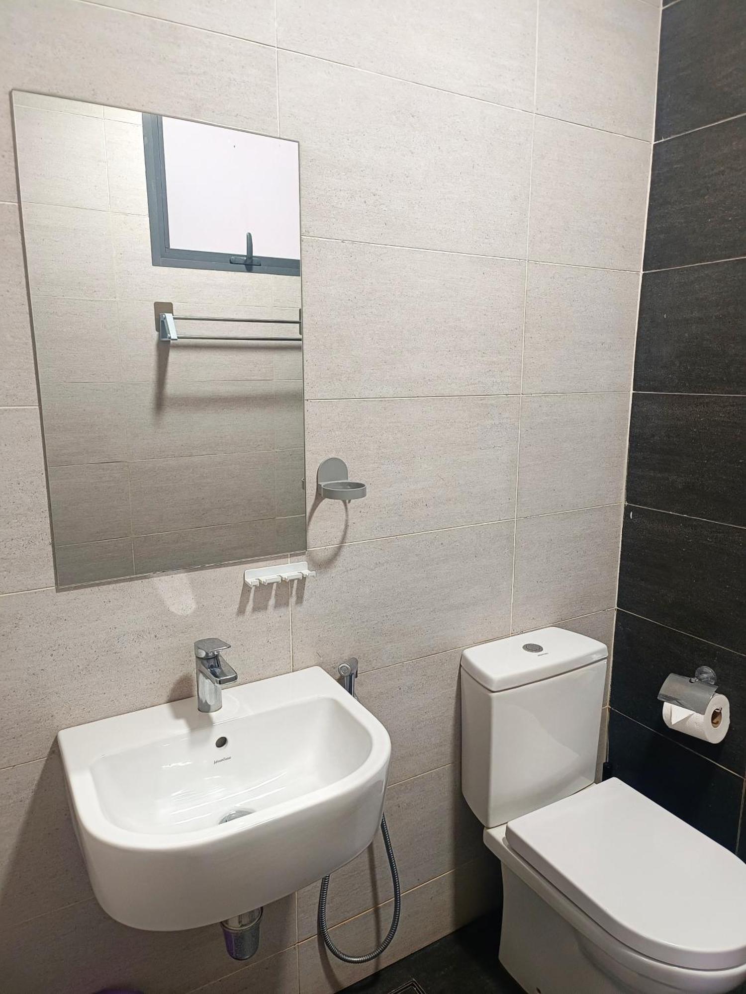 One Bedroom Troika Kota Bharu By Aghome, Modern Design Екстер'єр фото